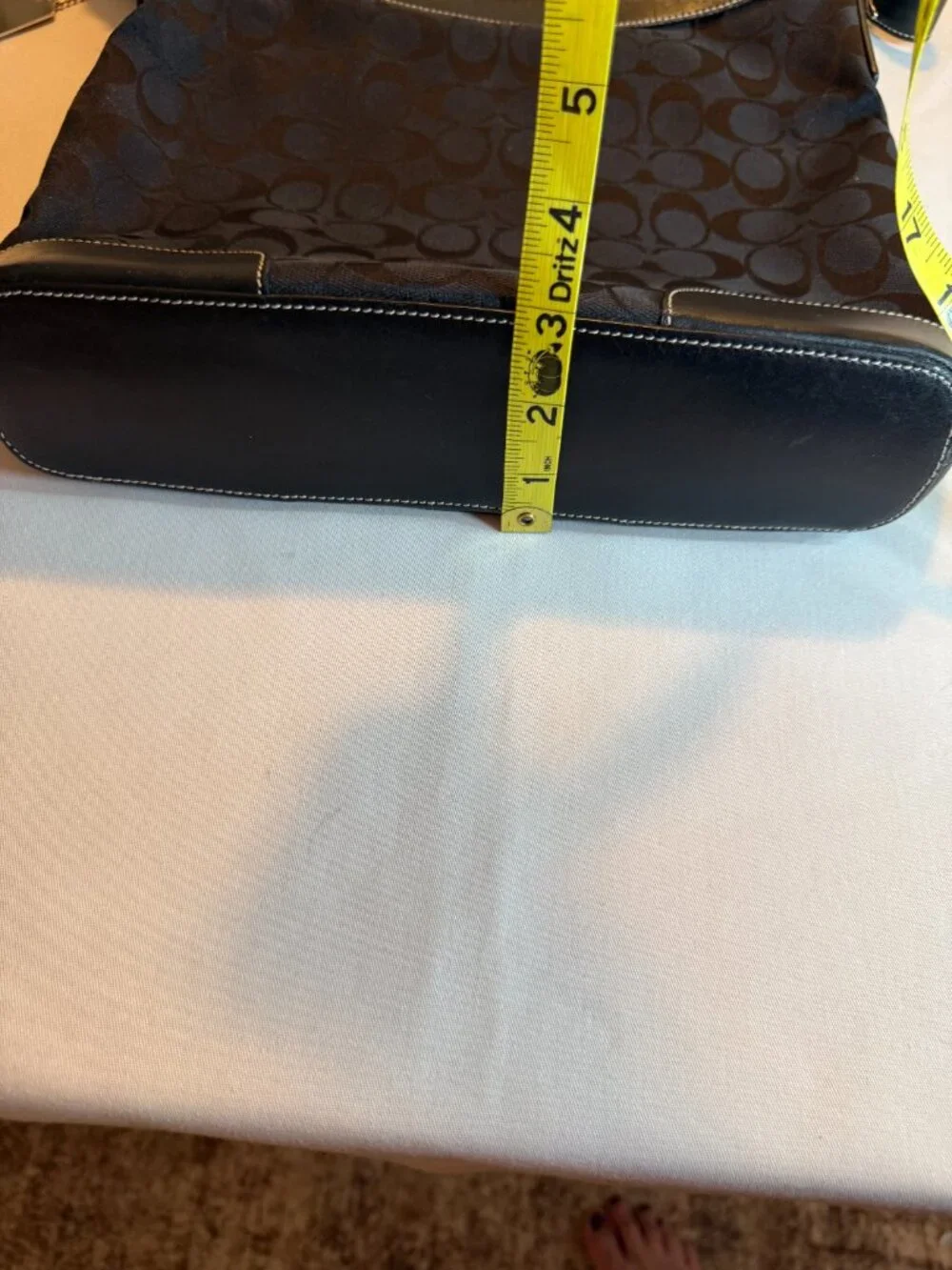 Vintage Y2K Coach Signature Hobo Shoulder Bag – Style 6828